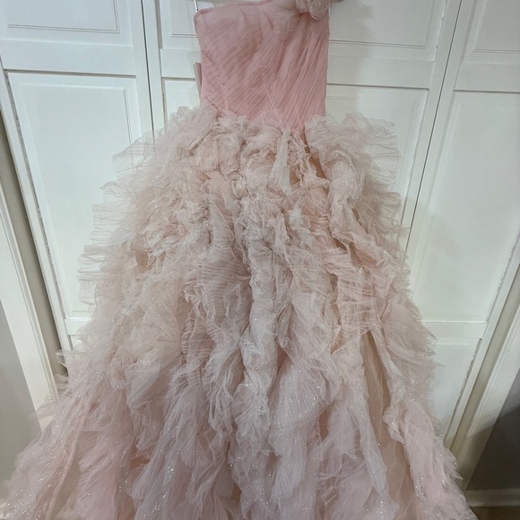 NWT | Mac Duggal 20592 Light Pink Glitter Tulle Gown Size 2 - Picture 12 of 16